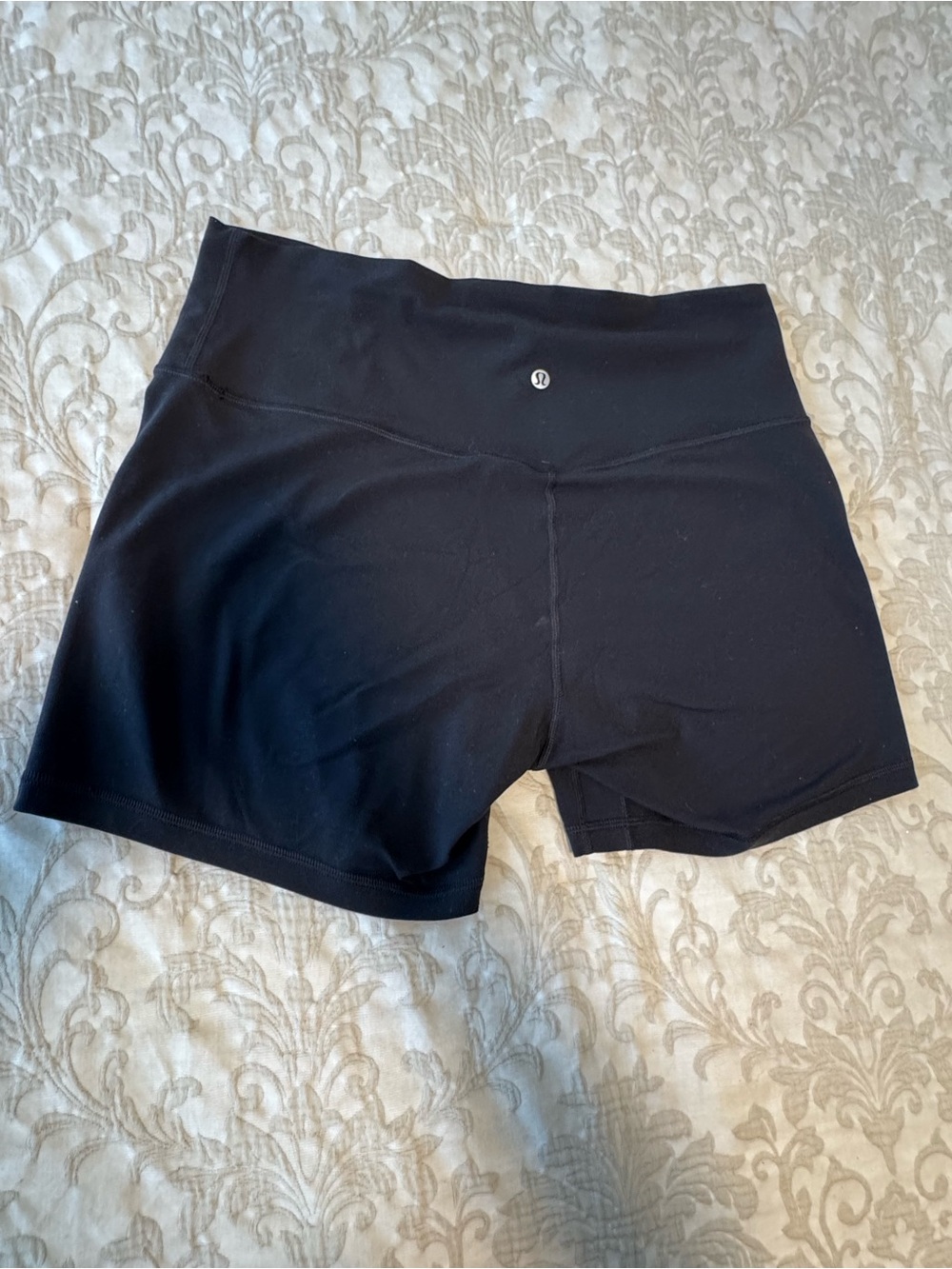 lululemon Align Black High-Rise Women’s Workout Shorts Size 14